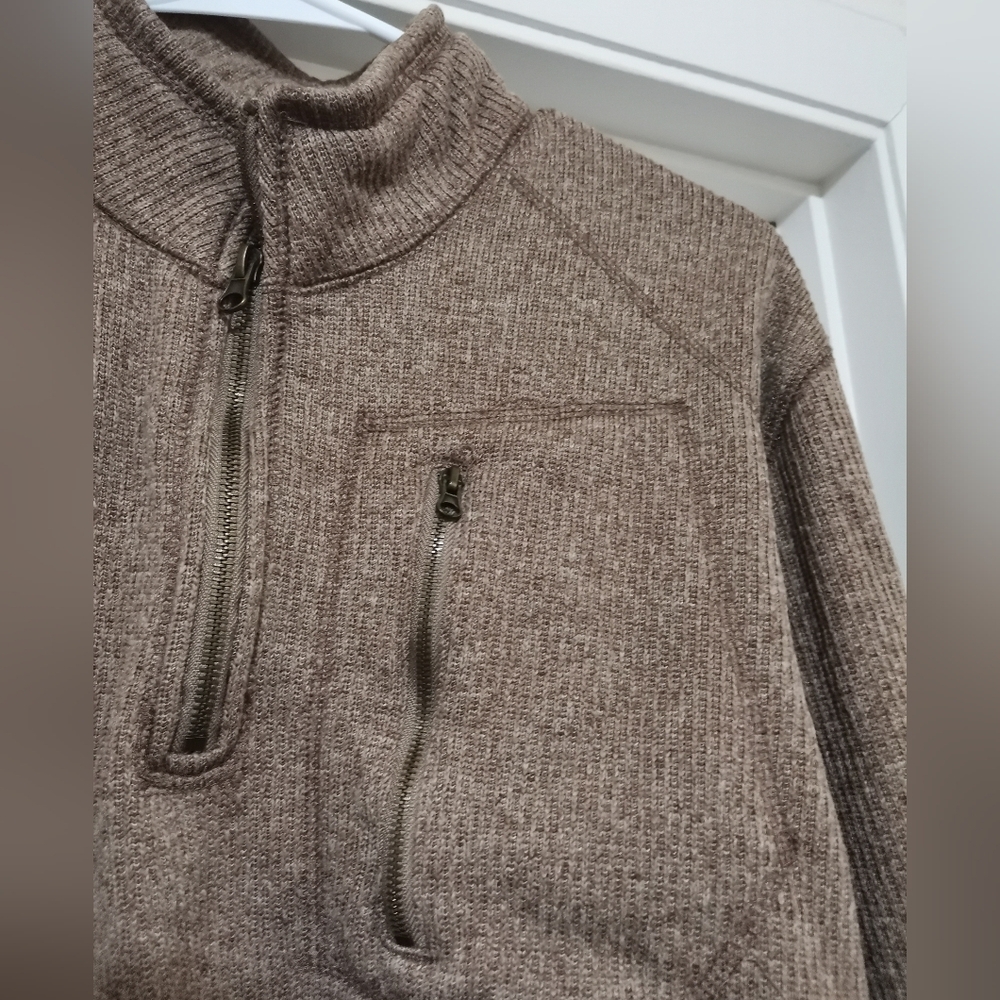 Outdoor Life 1/4 zipper  pullover size L - Picture 3 of 4